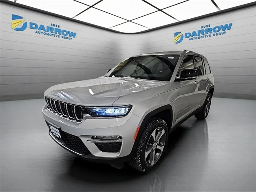 2025 Jeep Grand Cherokee Limited photo 1