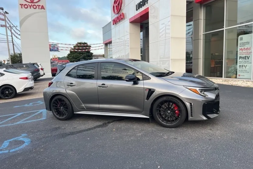 2025 Toyota Corolla GR Premium photo 1