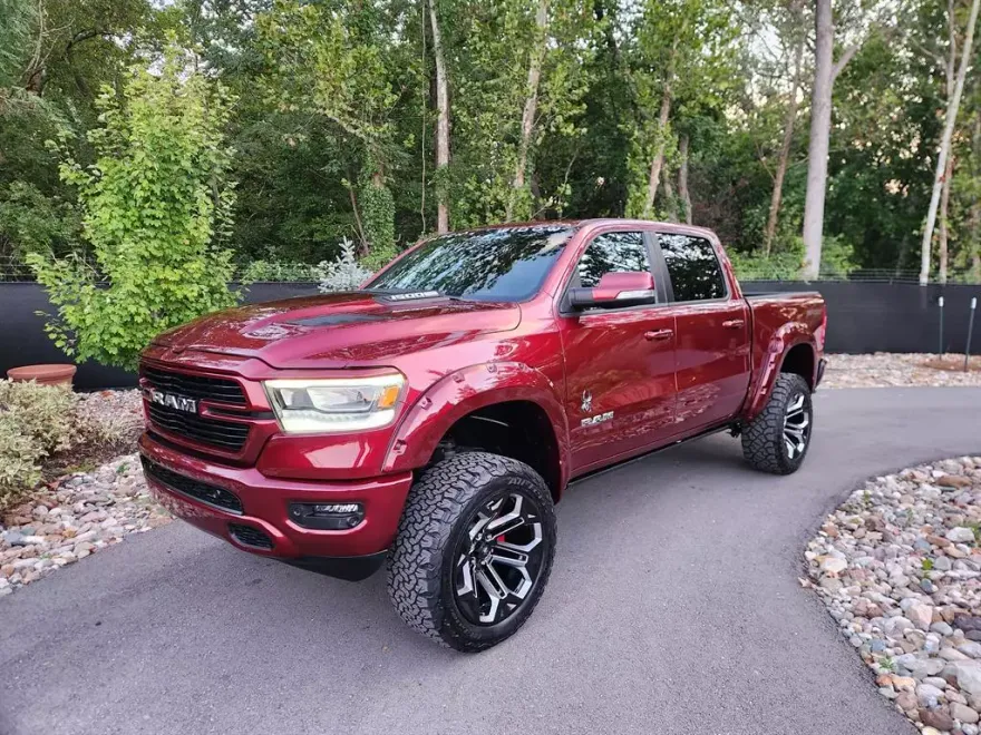 2022 Ram 1500 Laramie photo 1