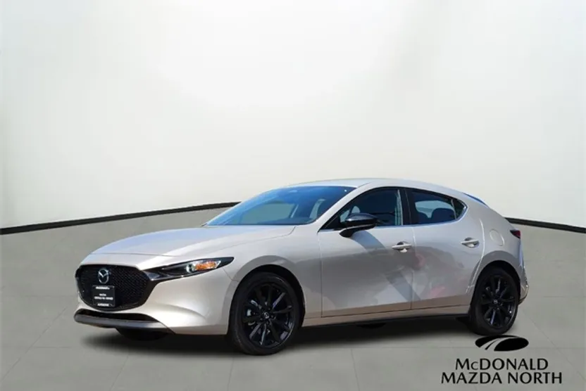 2025 Mazda Mazda3 2.5 Select Sport photo 1