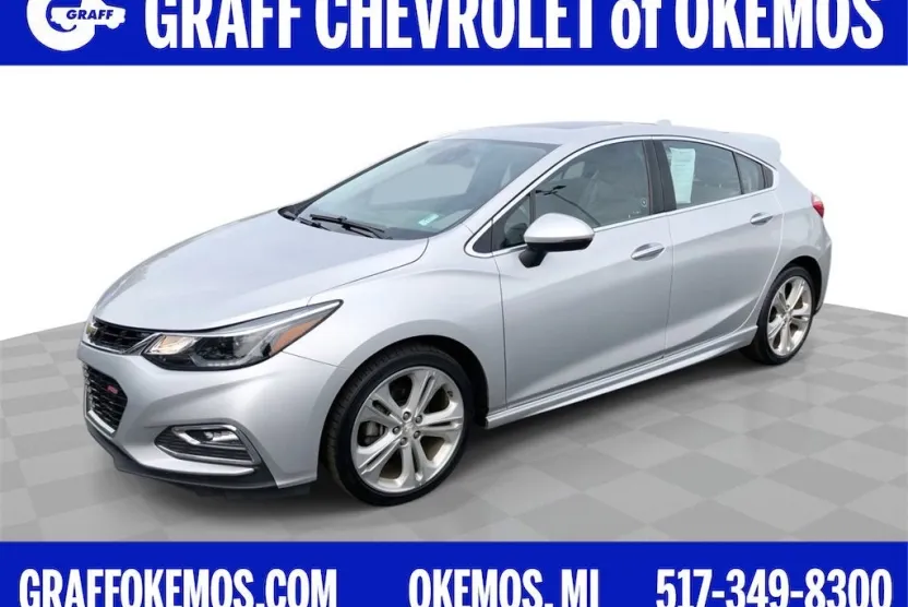 2017 Chevrolet Cruze Premier photo 1