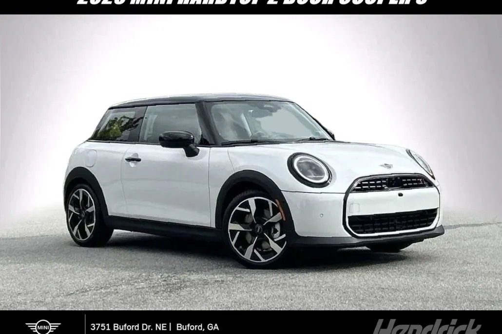 2025 Mini Cooper 2 Door Hardtop Iconic photo 1