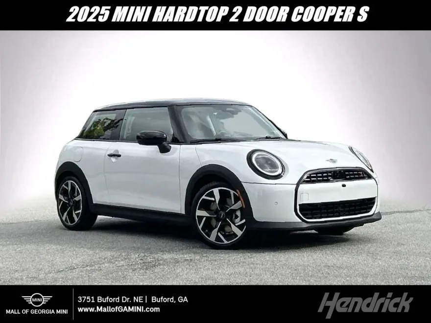 2025 Mini Cooper 2 Door Hardtop Iconic photo 1