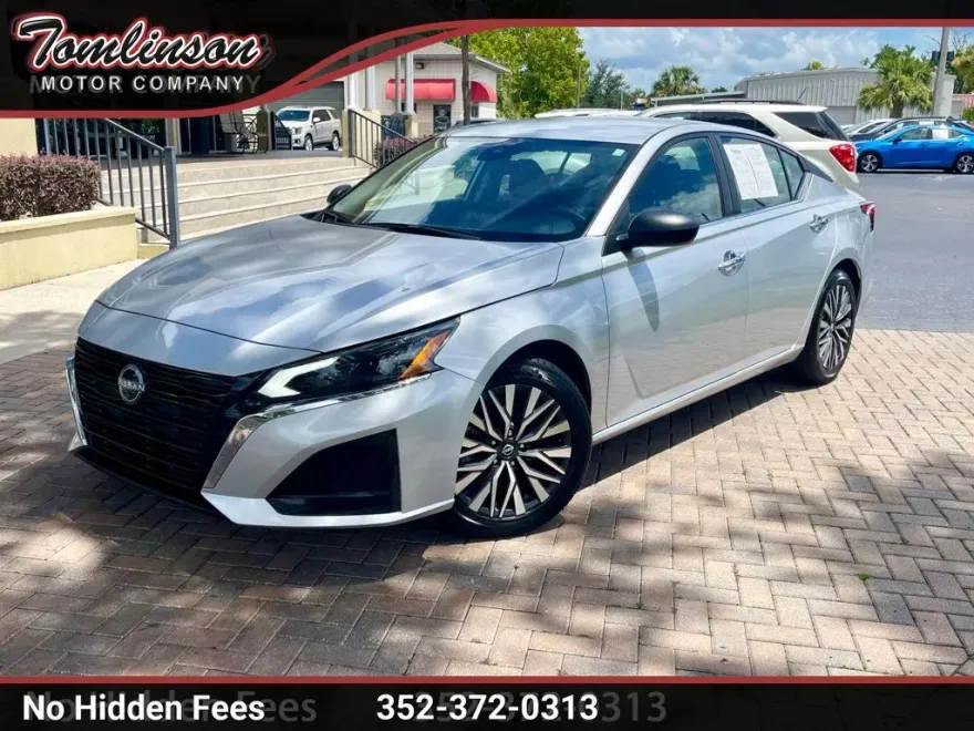 2024 Nissan Altima 2.5 SV photo 1