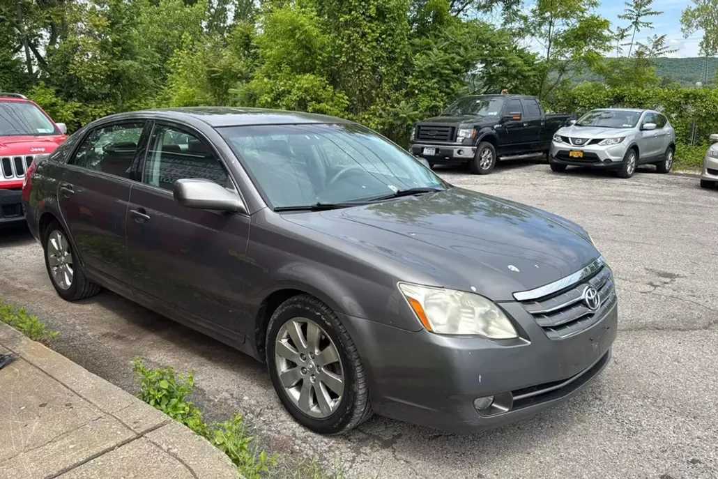 2007 Toyota Avalon XLS photo 1
