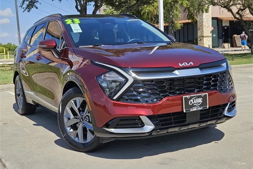 2023 Kia Sportage SX photo 1