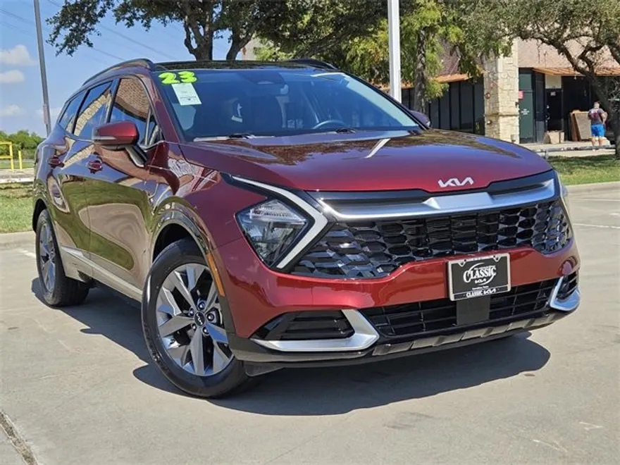 2023 Kia Sportage SX photo 1