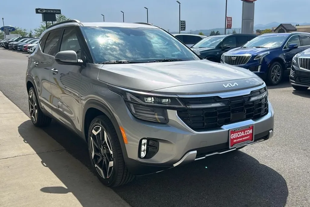 2026 Kia Seltos SX photo 1