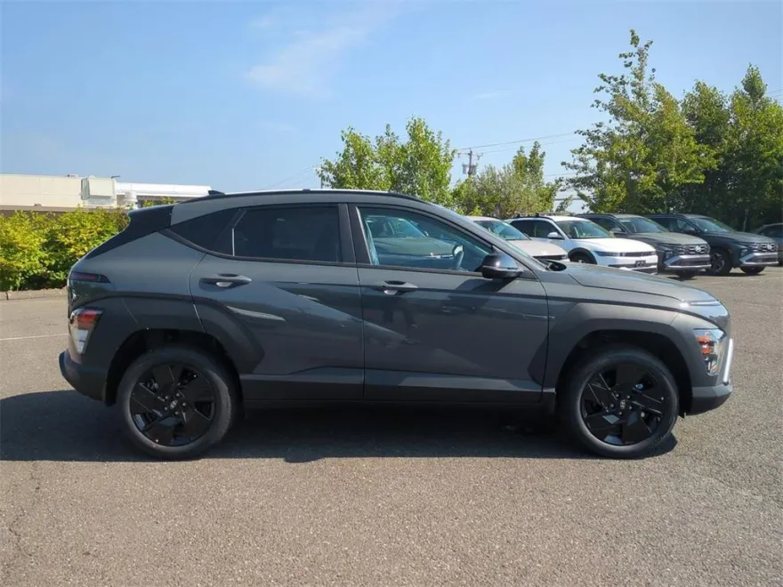 2026 Hyundai Kona SEL photo 1