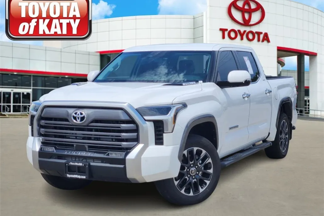2024 Toyota Tundra Limited photo 1