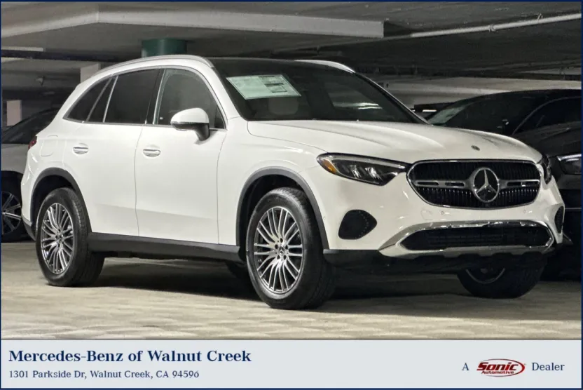 2026 Mercedes Benz GLC 300 photo 1