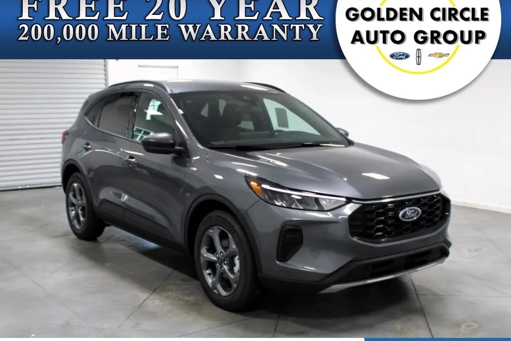 2025 Ford Escape ST-Line photo 1