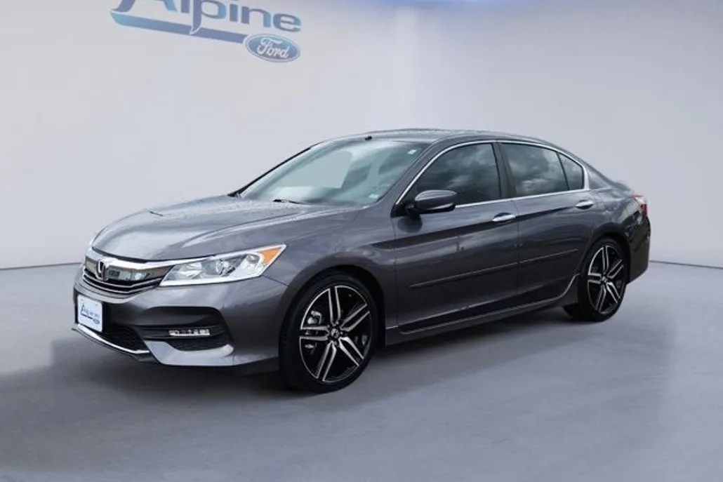 2017 Honda Accord Sport photo 1