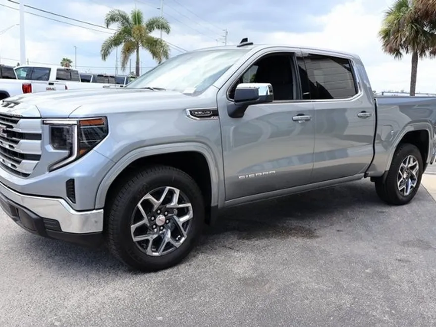 2026 Gmc Sierra 1500 SLE photo 1