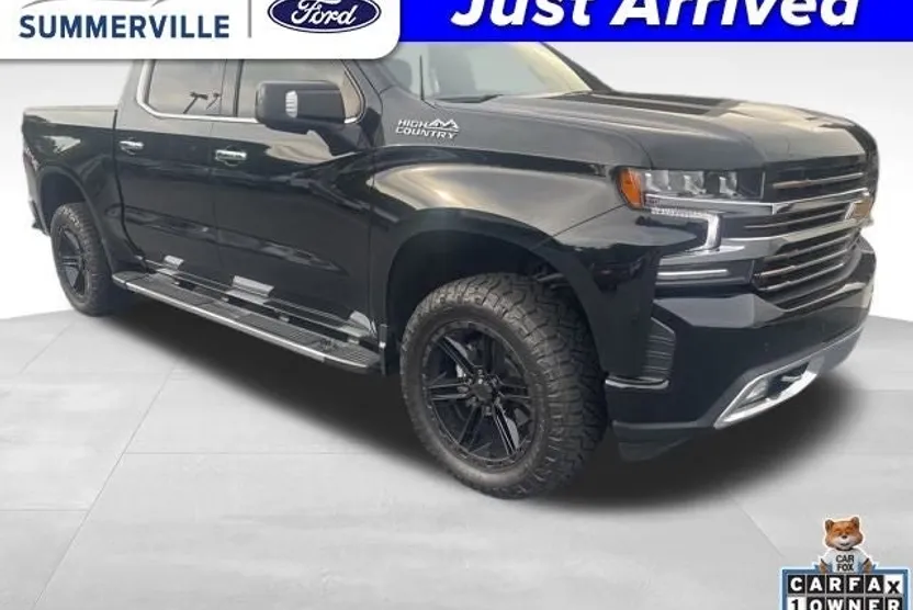 2022 Chevrolet Silverado 1500 High Country photo 1