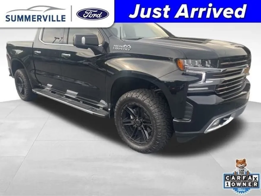 2022 Chevrolet Silverado 1500 High Country photo 1