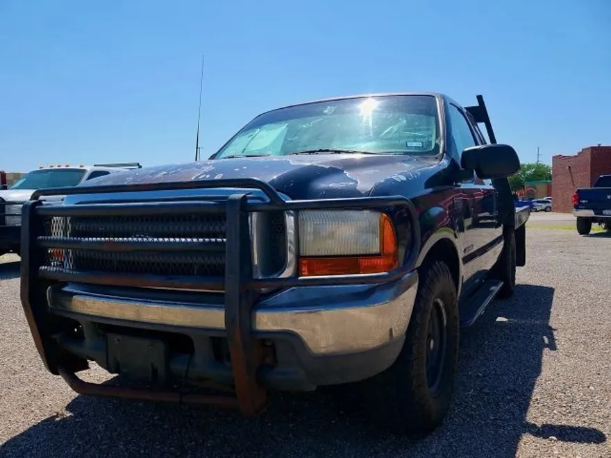 2000 Ford F-250 photo 1