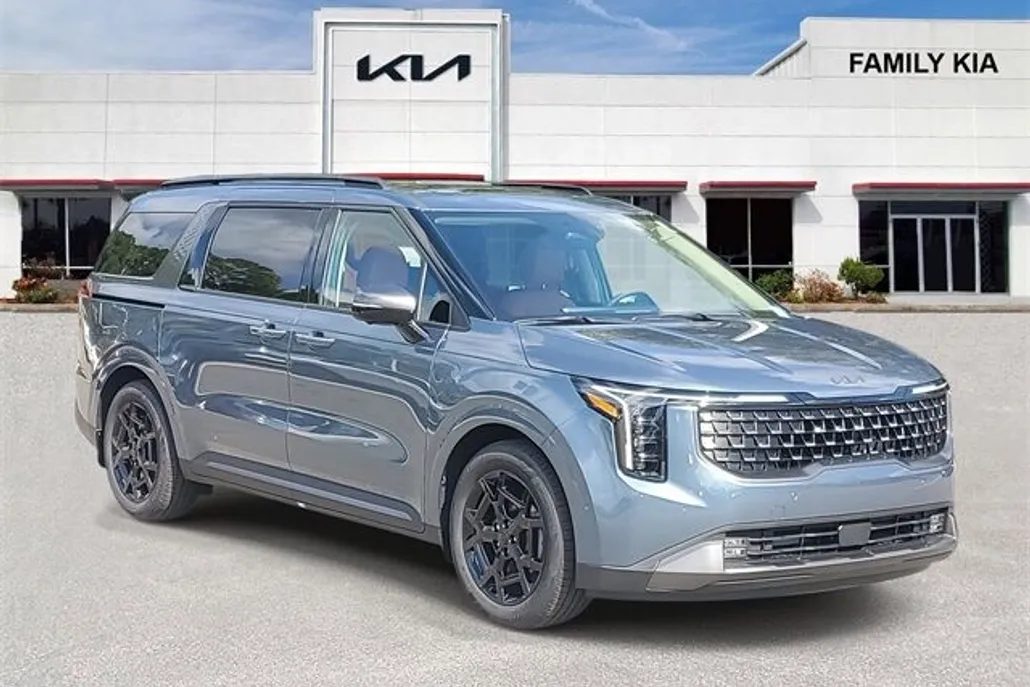 2026 Kia Carnival SX Prestige photo 1