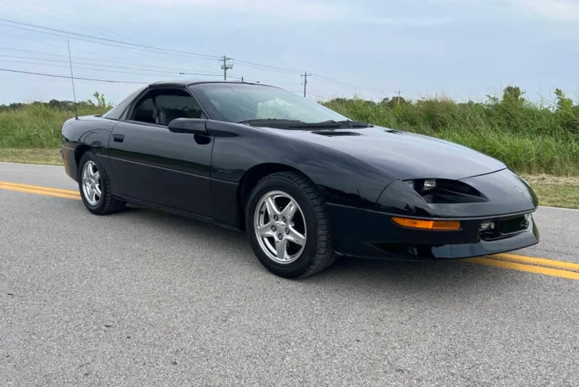 1997 Chevrolet Camaro Z28 photo 1