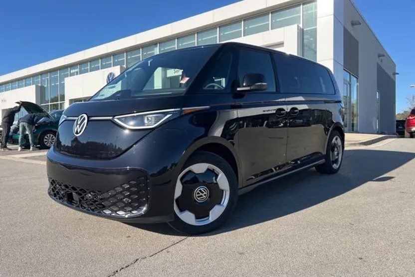 2025 Volkswagen ID. Buzz Pro S photo 1