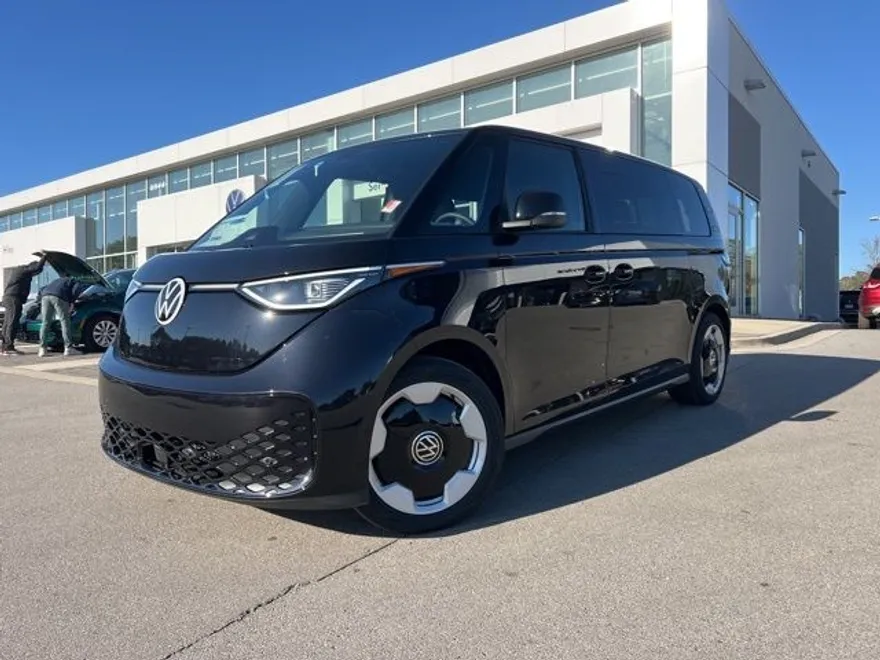 2025 Volkswagen ID. Buzz Pro S photo 1