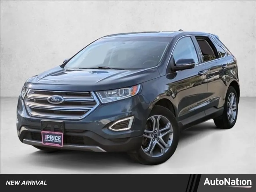 2016 Ford Edge Titanium photo 1