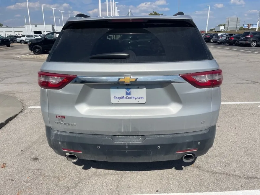 2020 Chevrolet Traverse 1LT photo 1