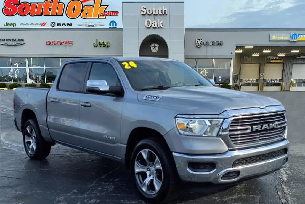 2024 Ram 1500 Laramie photo 1