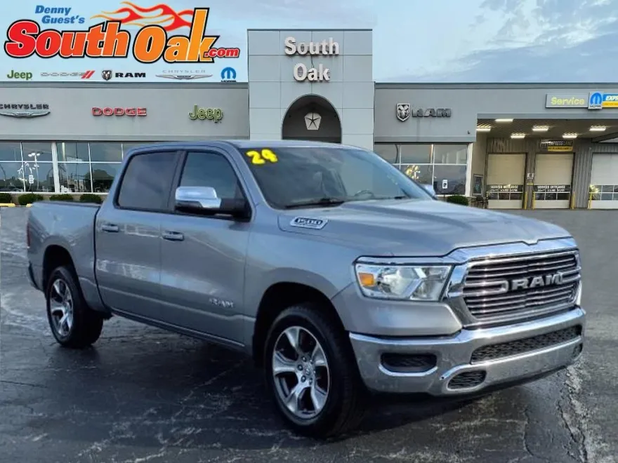 2024 Ram 1500 Laramie photo 1
