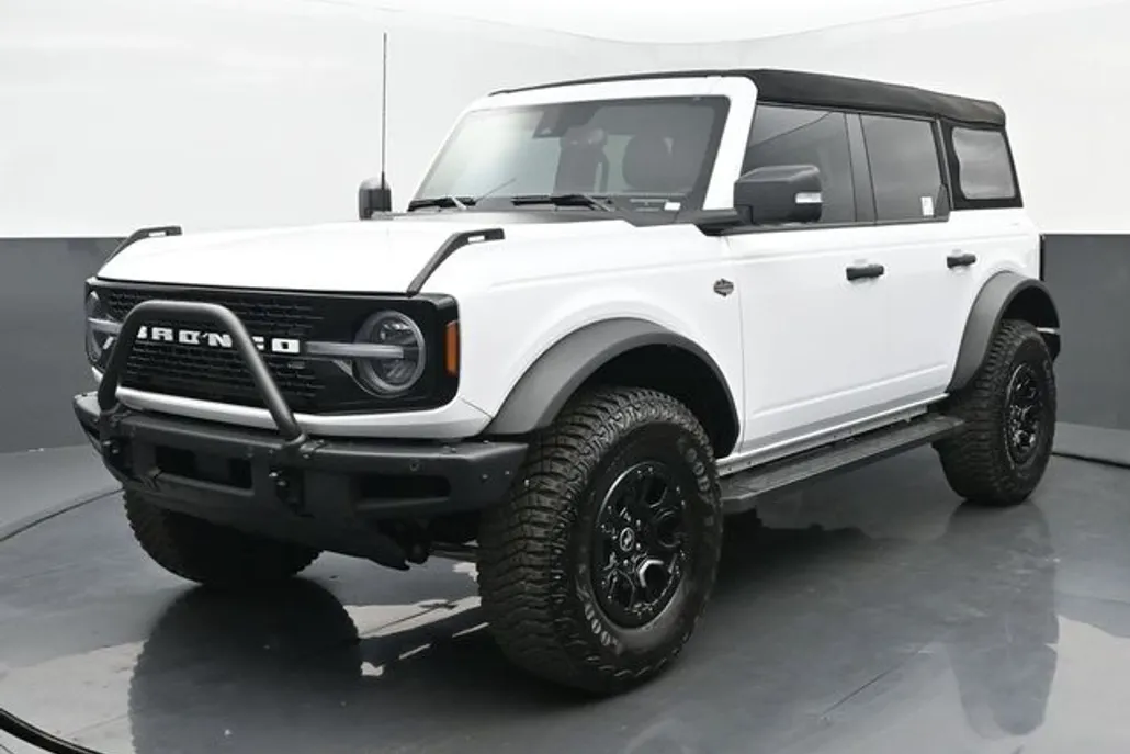 2024 Ford Bronco Wildtrak photo 1
