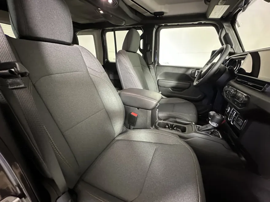2025 Jeep Wrangler Sport S photo 1