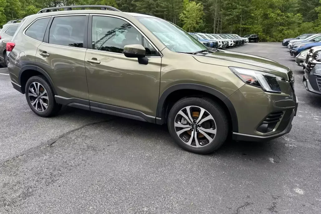 2023 Subaru Forester Limited photo 1