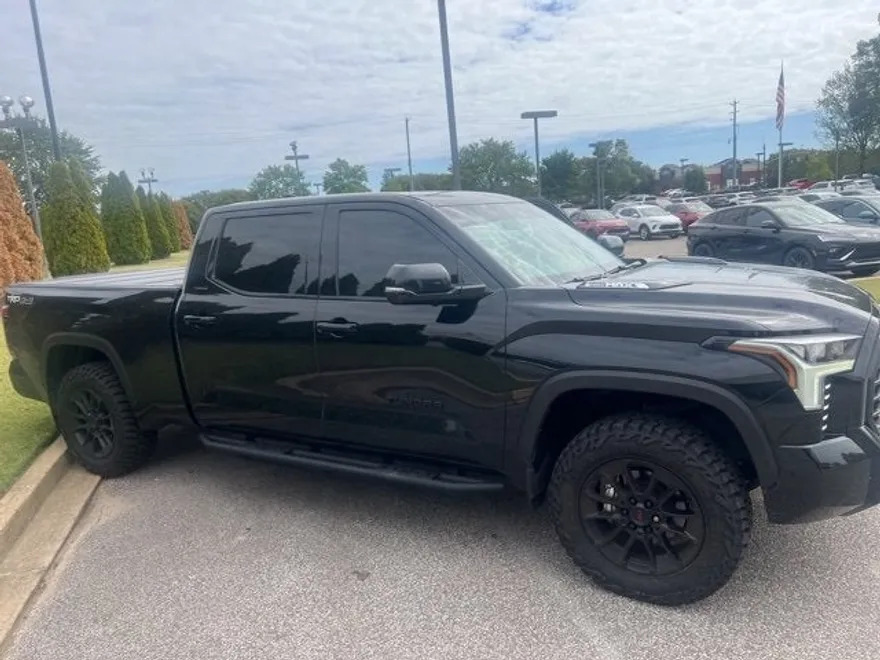2024 Toyota Tundra Limited photo 1