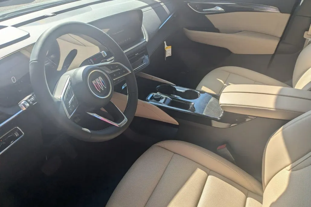 2024 Buick Envision Preferred photo 1