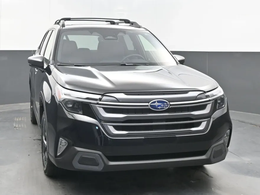 2025 Subaru Forester Limited photo 1