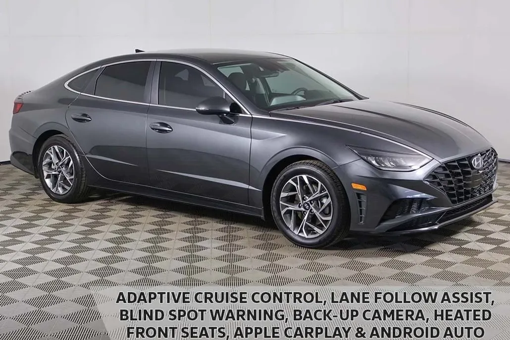 2022 Hyundai Sonata SEL photo 1