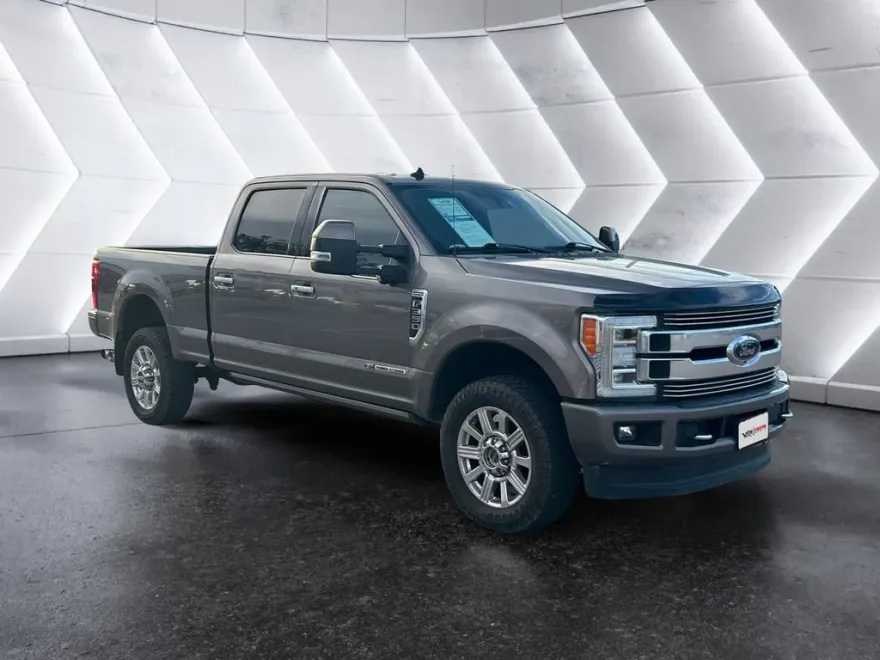 2019 Ford F-350 Limited photo 1