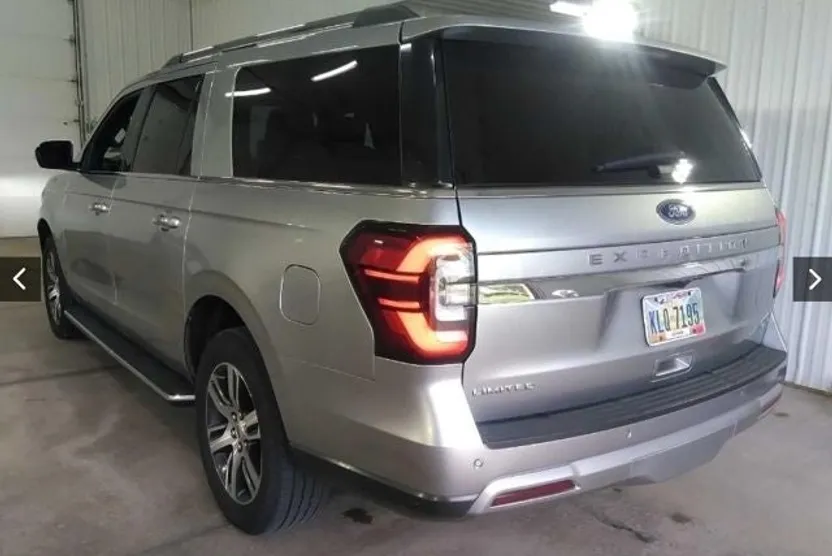 2023 Ford Expedition MAX Limited photo 1