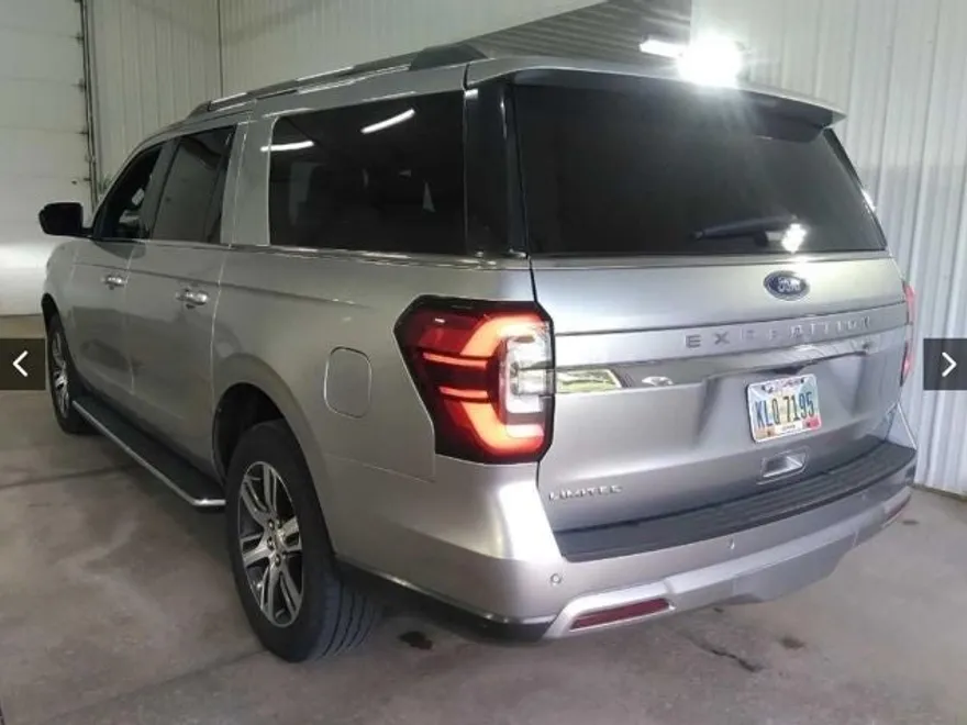 2023 Ford Expedition MAX Limited photo 1