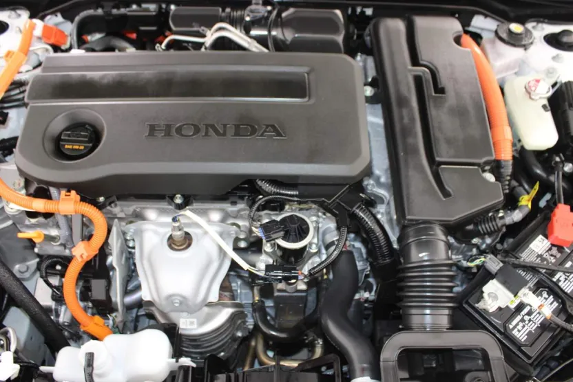 2025 Honda Civic Hatchback Hybrid Sport Touring photo 1
