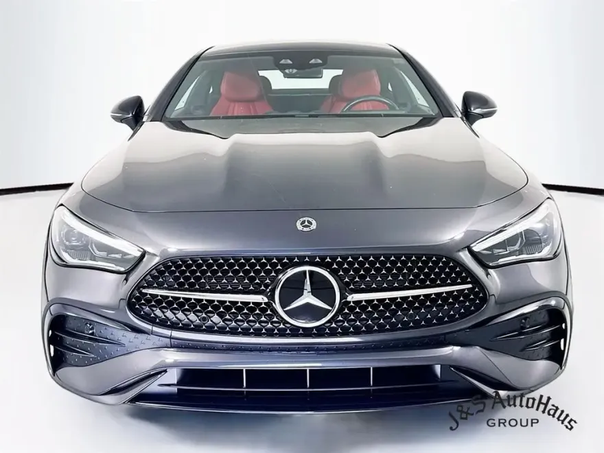 2024 Mercedes Benz CLE 300 4MATIC photo 1