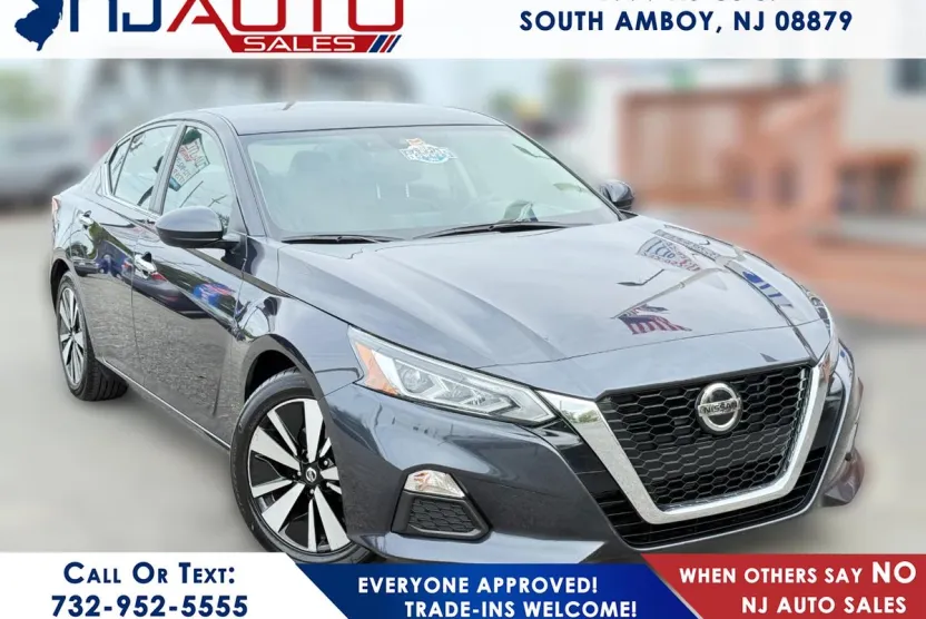 2022 Nissan Altima 2.5 SV photo 1