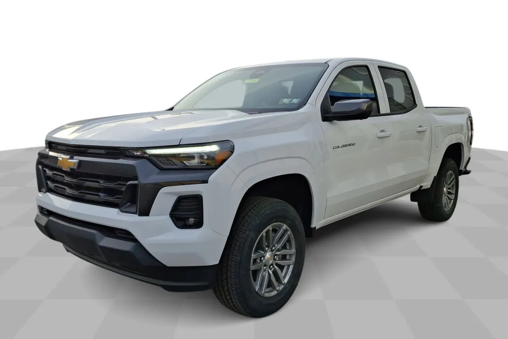 2025 Chevrolet Colorado LT photo 1