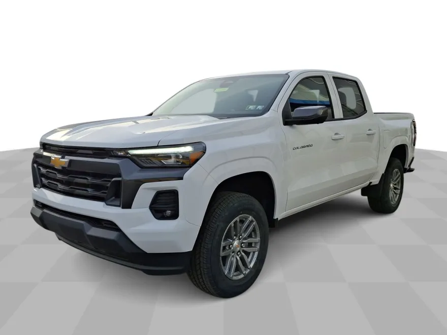 2025 Chevrolet Colorado LT photo 1