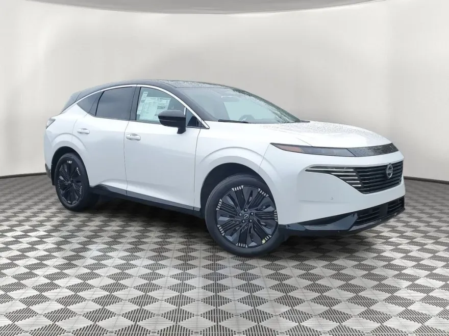 2025 Nissan Murano Platinum photo 1