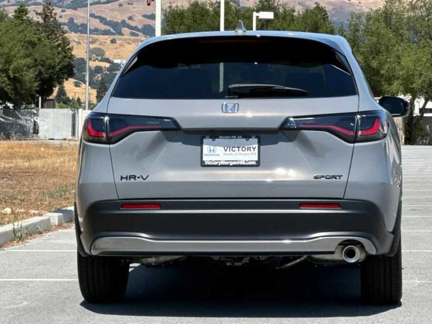 2026 Honda HR-V Sport photo 1