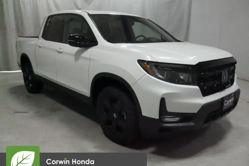 2025 Honda Ridgeline Black Edition photo 1
