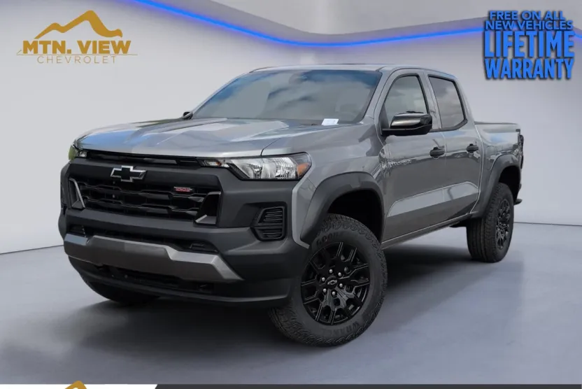 2026 Chevrolet Colorado Trail Boss photo 1