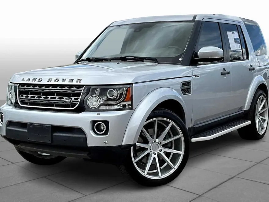 2016 Land Rover LR4 HSE photo 1