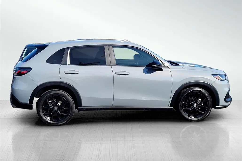 2024 Honda HR-V Sport photo 1